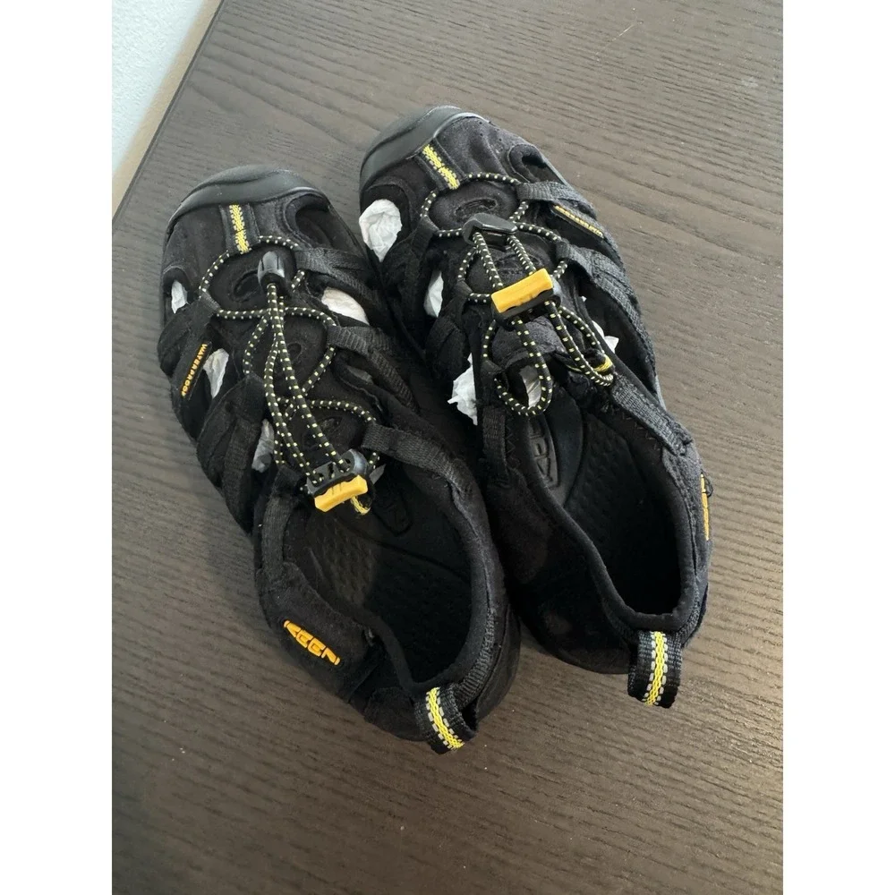 KEEN Boys Black Newport‎ H2 Waterproof Hiking Sandals SZ 3 Outdoor Hiking